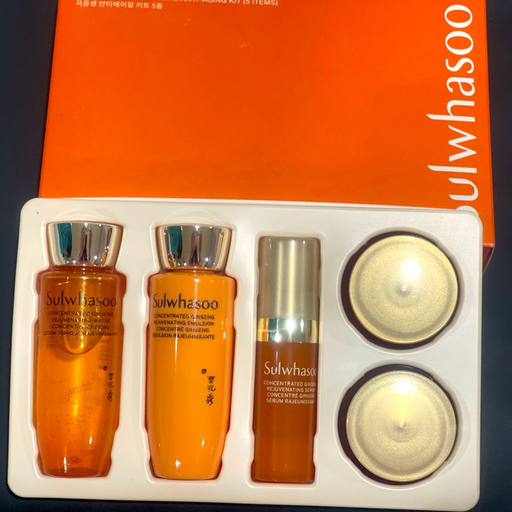 Sulwhasoo Concentrated Ginseng Anti Aging Kit (5 Items) Anti Wrinkle, Exp 2027
